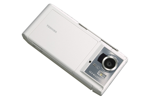 REGZA Phone T004 by TOSHIBA@摜4