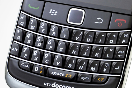 BlackBerry Bold 9700@摜6